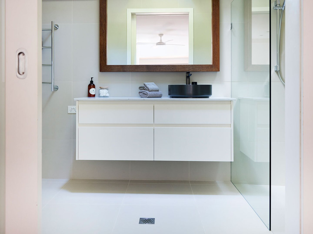 爱若吉拉度假酒店主图