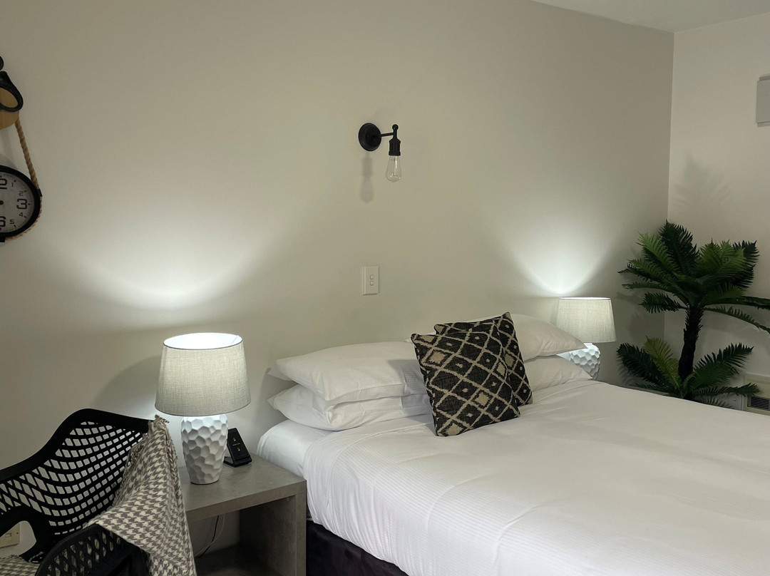 Apex Motor Lodge