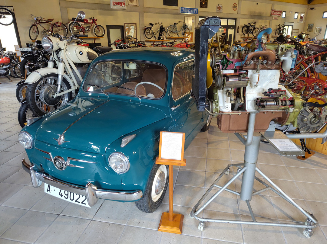 Museo Vehiculos Historicos Valle De Guadalest景点图片