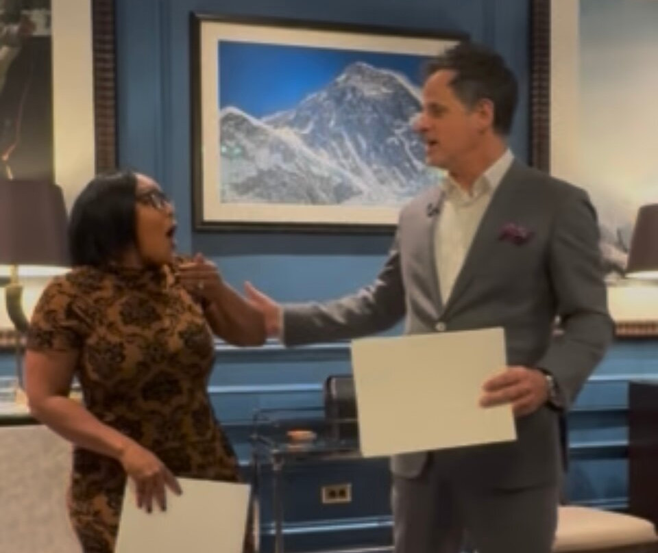 Conjuring Wonder - Magic: Up-Close & Personal-伯克利必去景点