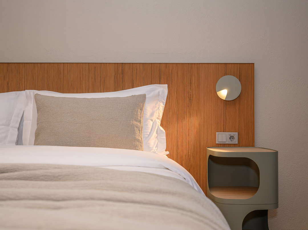 蓝湖温泉Silica酒店主图