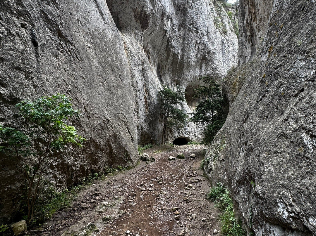 Les Gorges de Regalon-Merindol必去景点