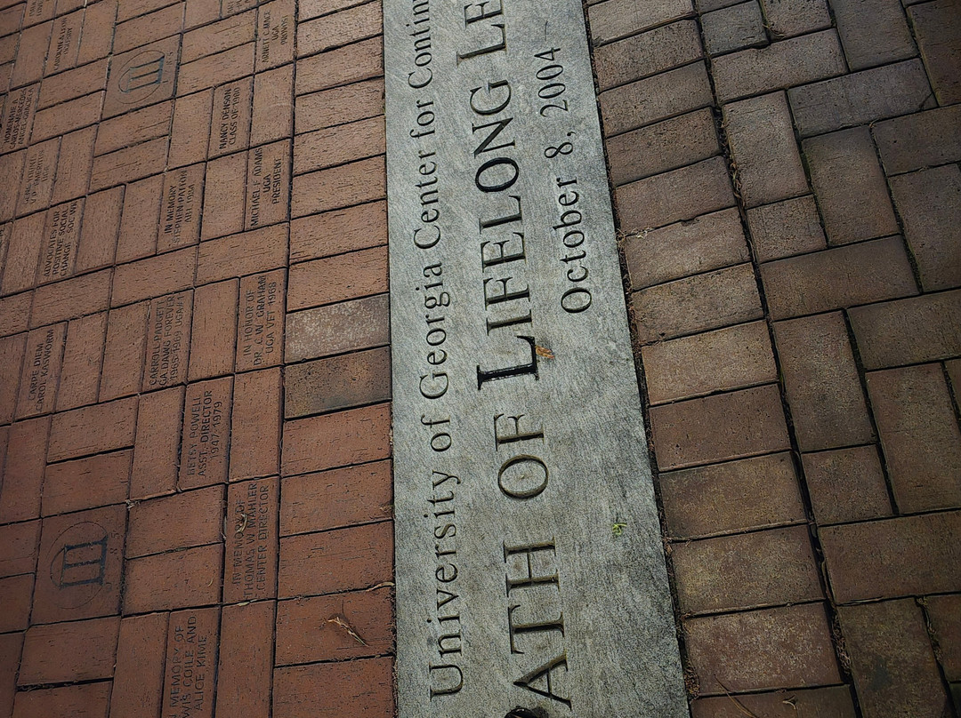 University Of Georgia  Center For Continuing Education & Hotel主图