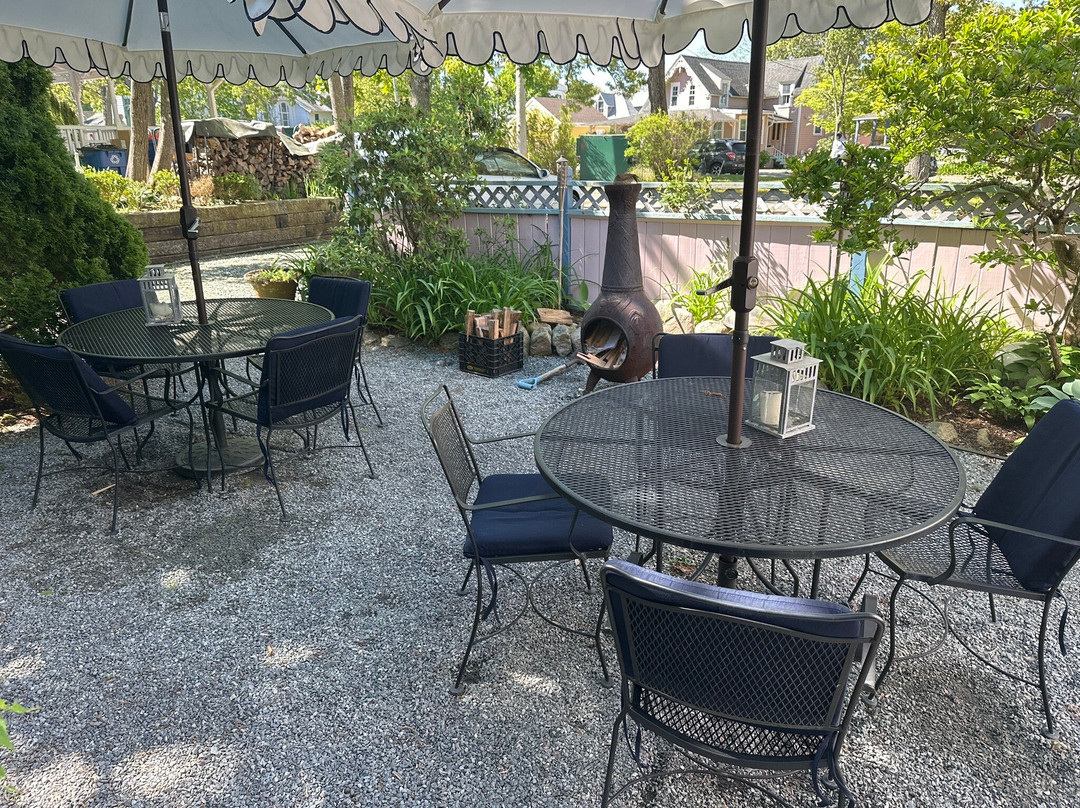 橡树崖镇宾馆主图