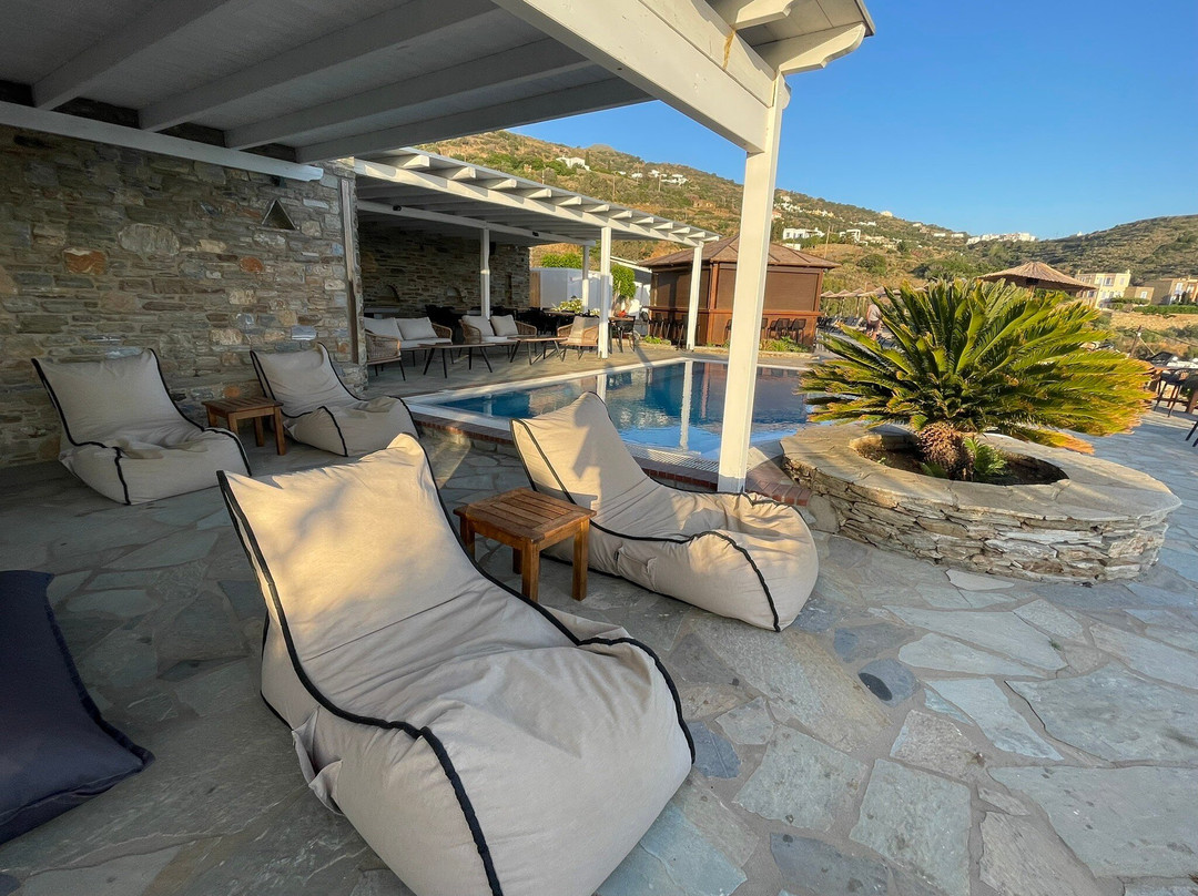 Blue Bay Village主图