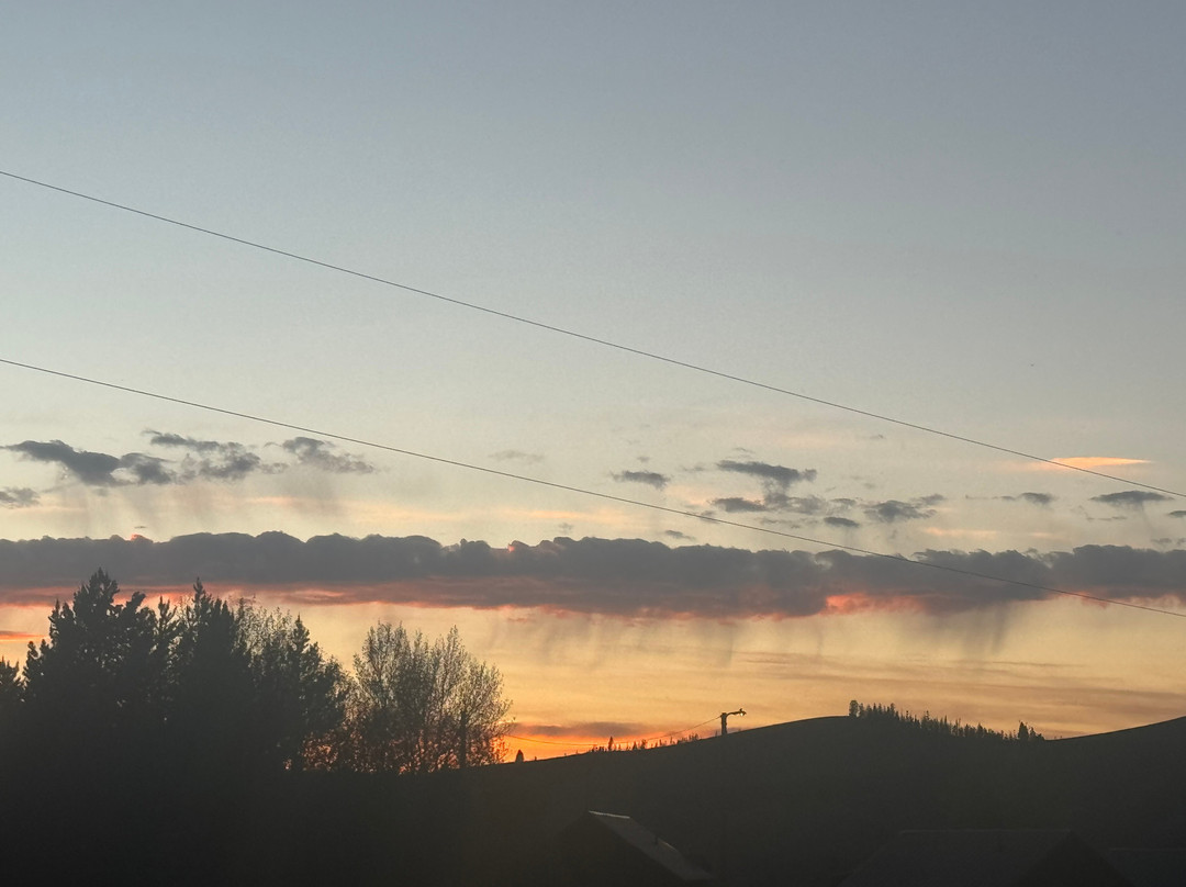 Sawtooth Hotel主图