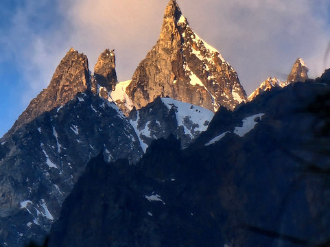 Deja-vu tours treks and travel-艾哈迈达巴德必去景点