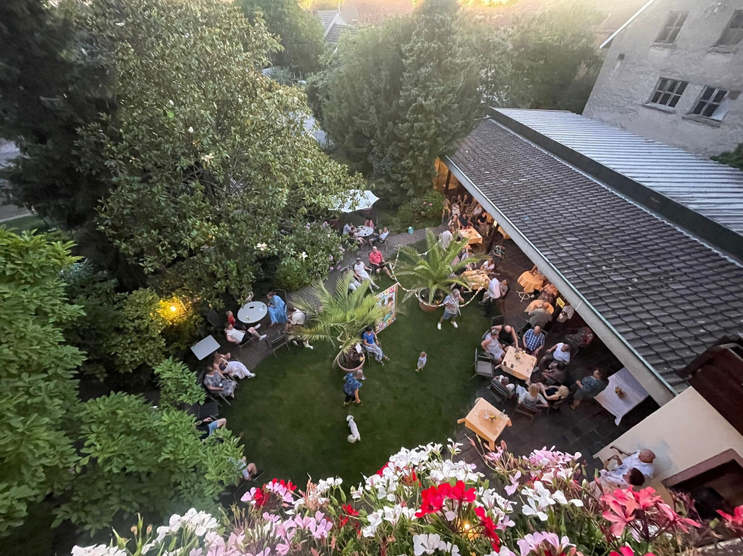 Hotel Gasthaus zum Roessel主图