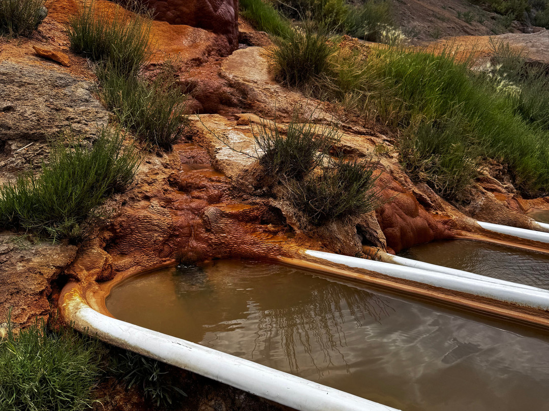 Mystic hot Springs-Monroe必去景点