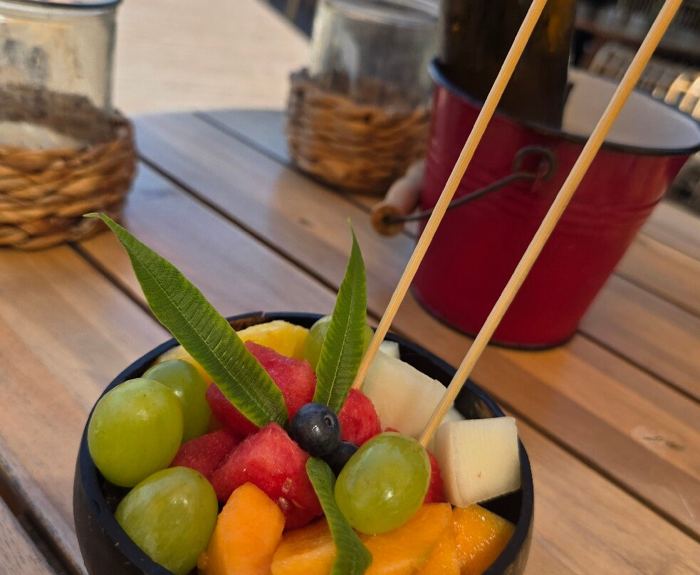 Lost Paradise Lounge Bar-Bacoli必去景点