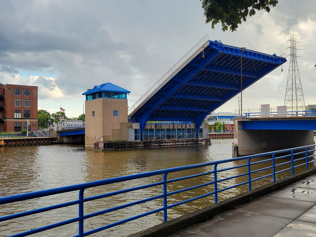 Harbor Winds Hotel主图