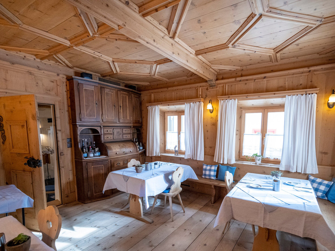 恩加丁谷地酒店主图