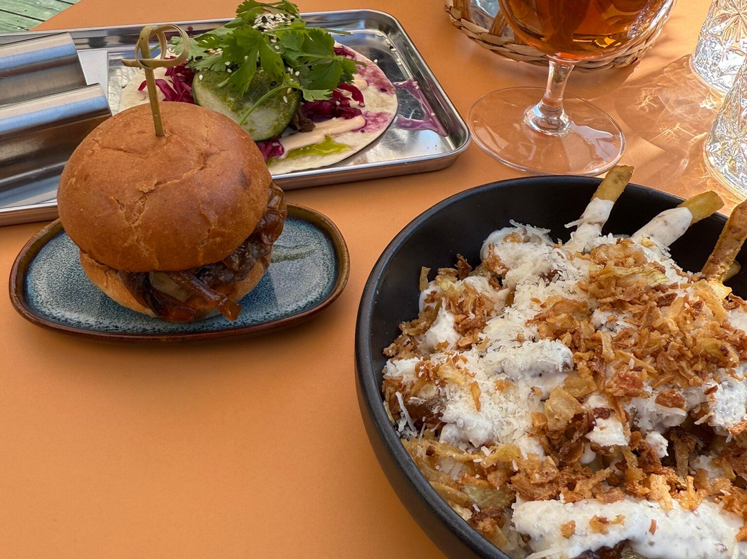 Malins Bistro