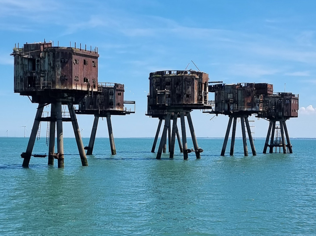 X-Pilot - Marine A Services-Queenborough必去景点