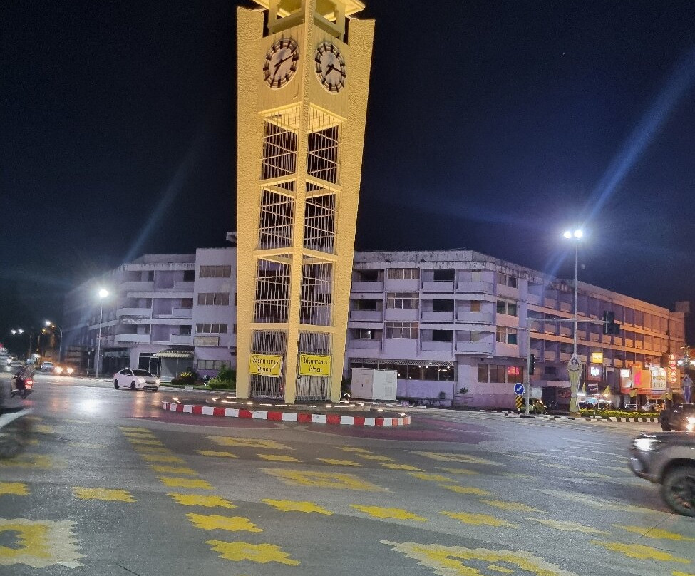 Clock Tower-董里必去景点