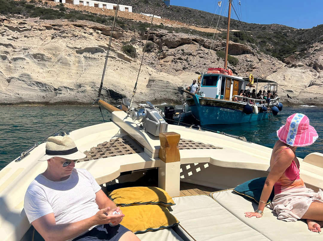 Michael Zeppos - Cruise Boat Day Tours-帕罗斯岛必去景点