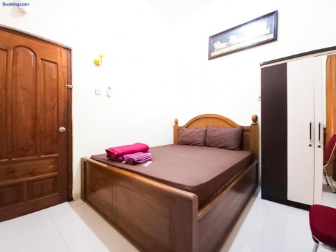 Oyo Life 92785 Wisma Trubus  Syariah