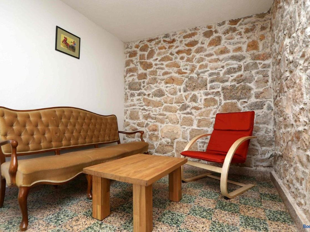 Village House New Krnići 37