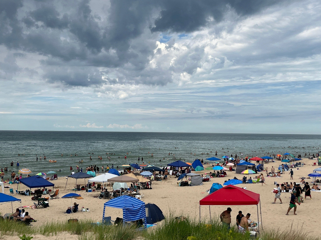 Warren Dunes State Park-Bridgman必去景点