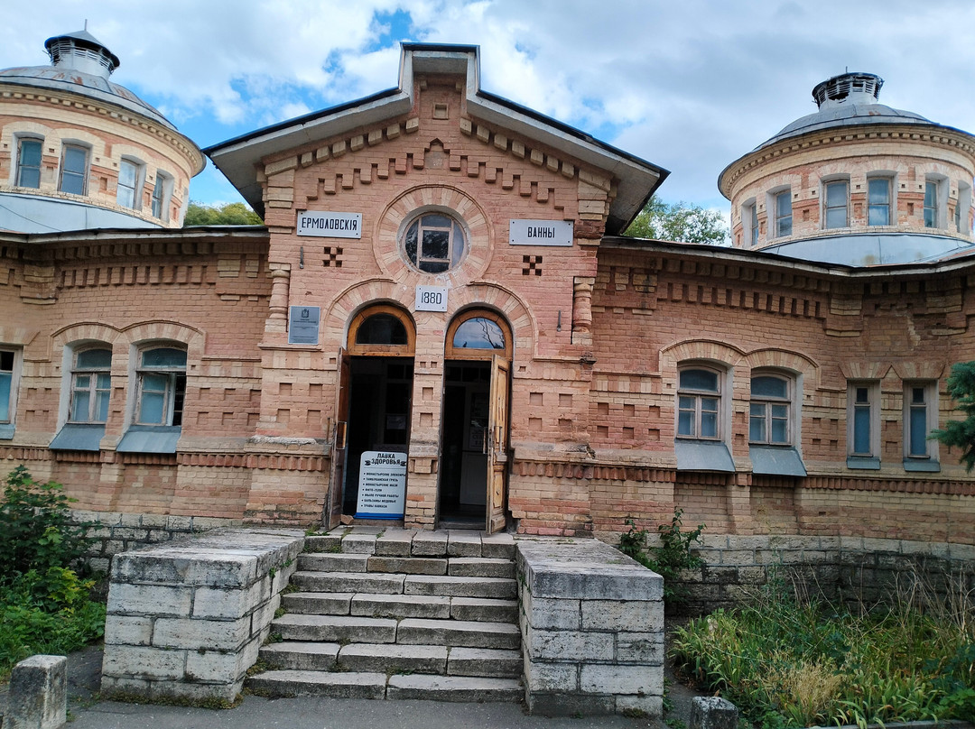 Building of Yermolovskikh  Baths-Pyatigorsk必去景点