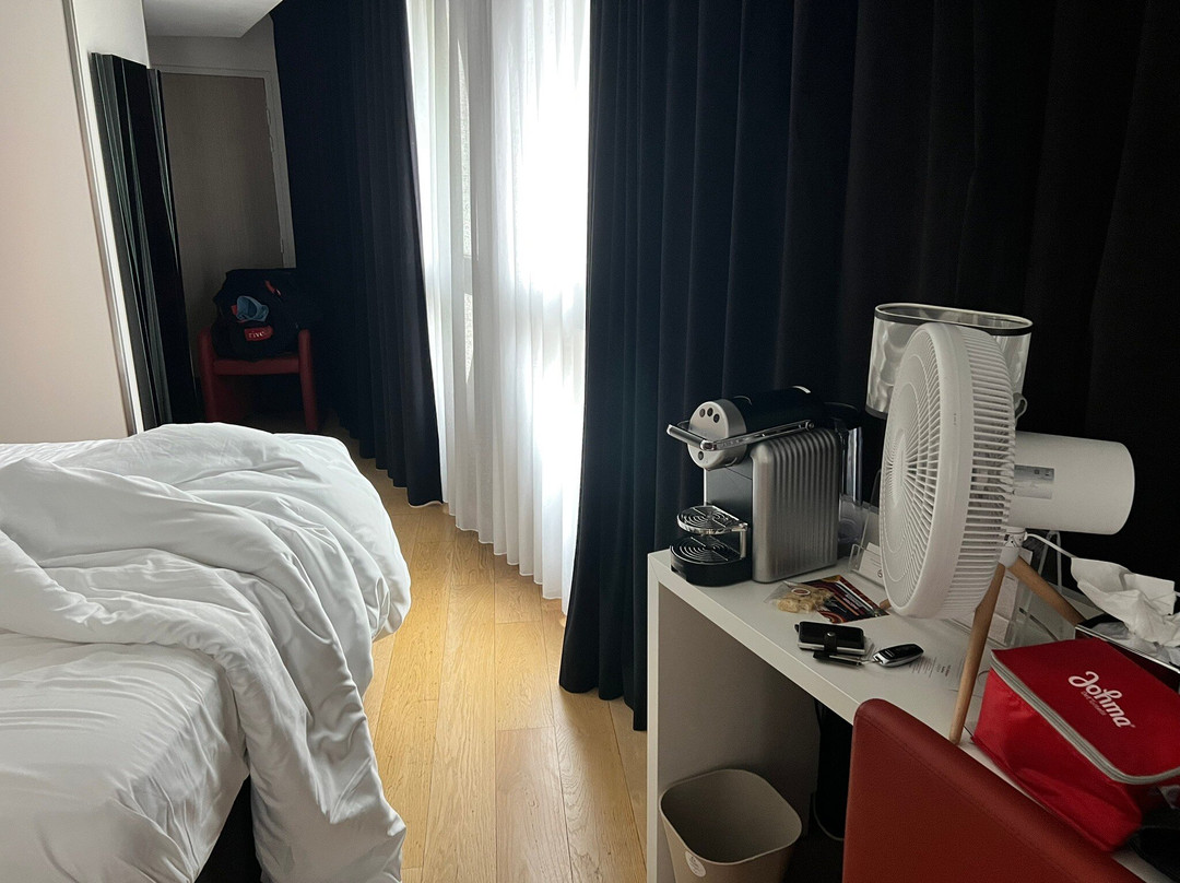 贝斯维斯特高级酒店主图