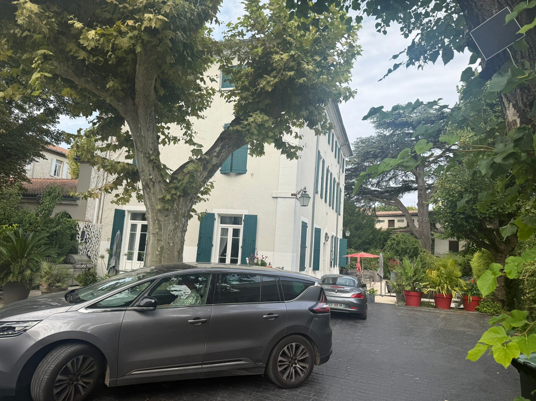 Les Jardins De La Fontaine主图