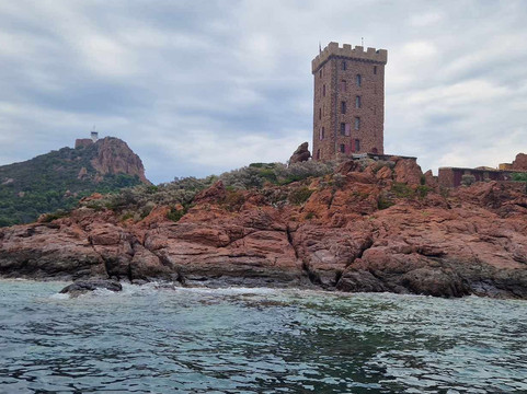 Rand'Eau Aventure-Saint-Raphael必去景点