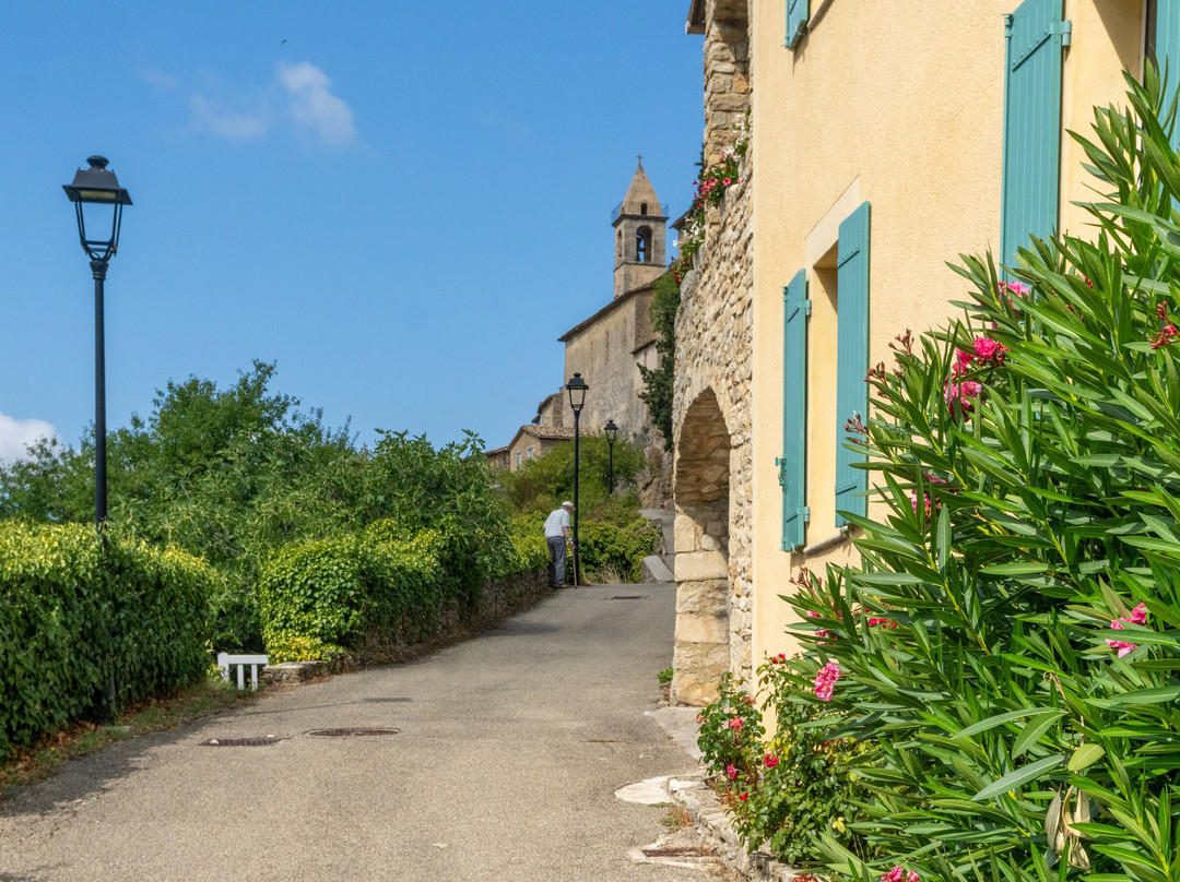 Sentier des Fontaines-Montbrun-les-Bains必去景点