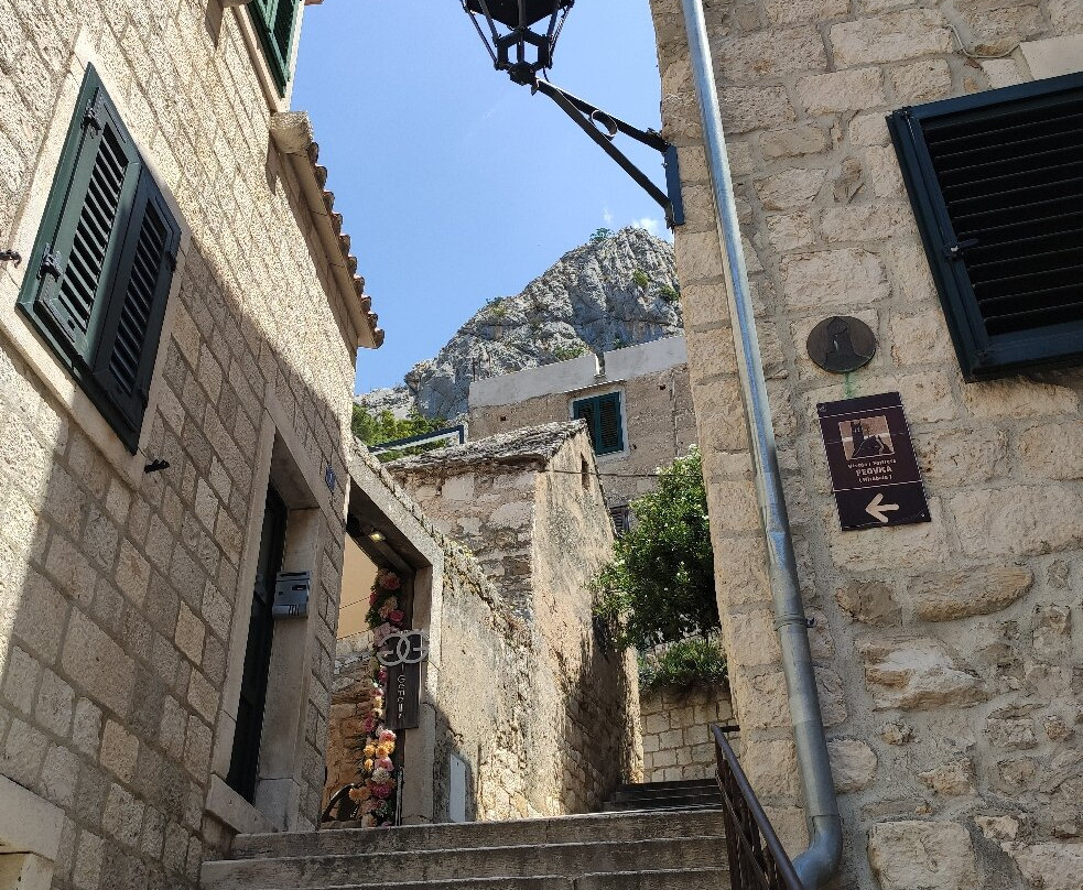 Cetina River-奥米斯必去景点