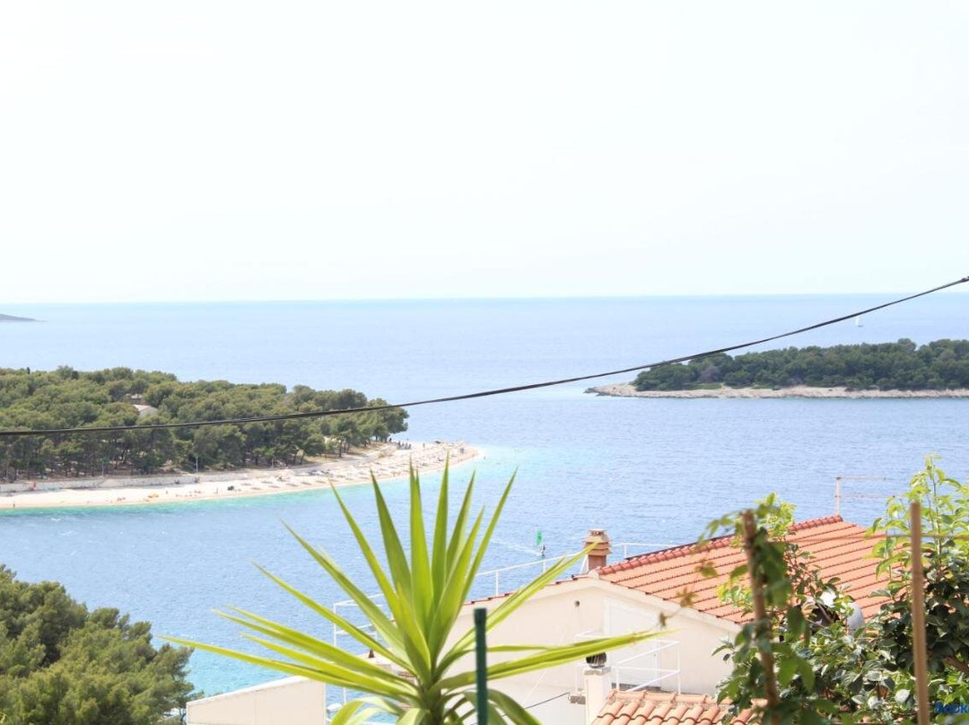 Apartment Bajuti