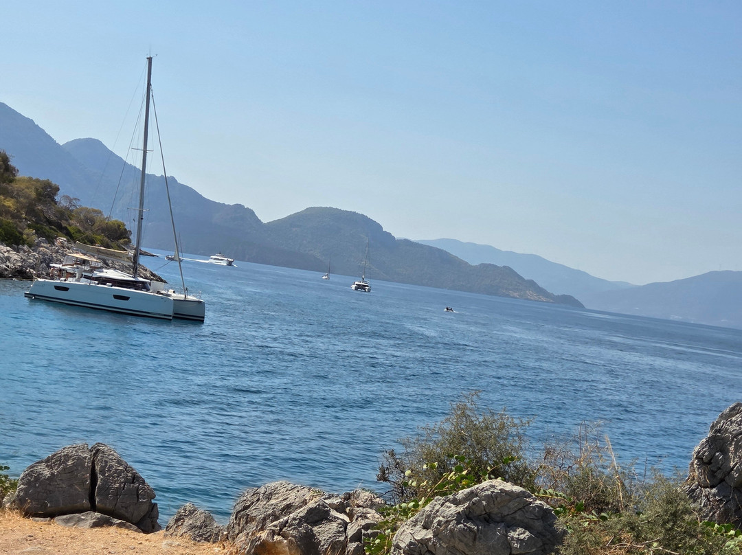 Aponisos Beach-Angistri必去景点