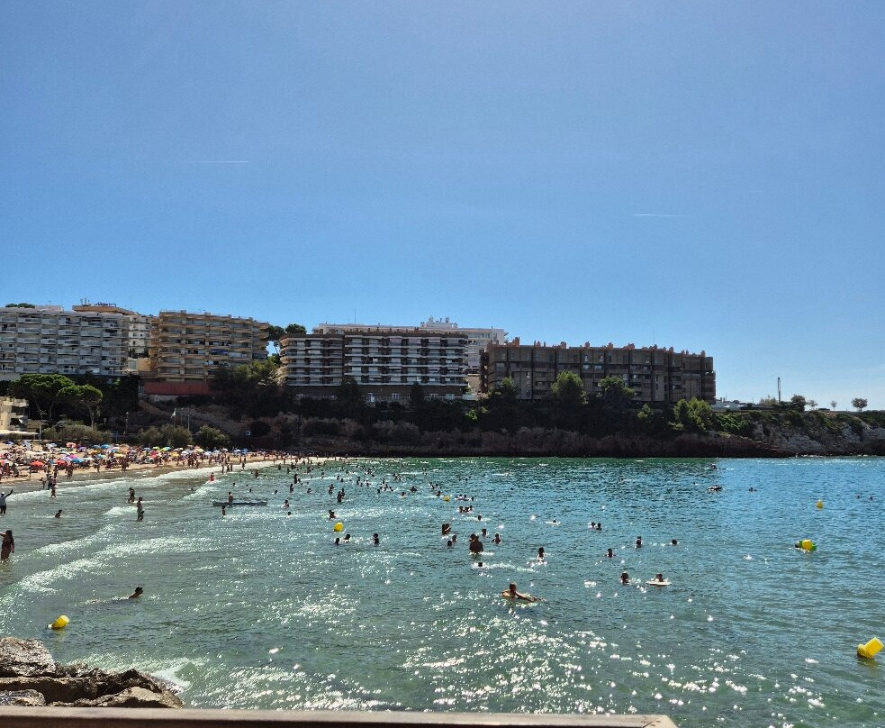 Platja dels Capellans-萨洛必去景点