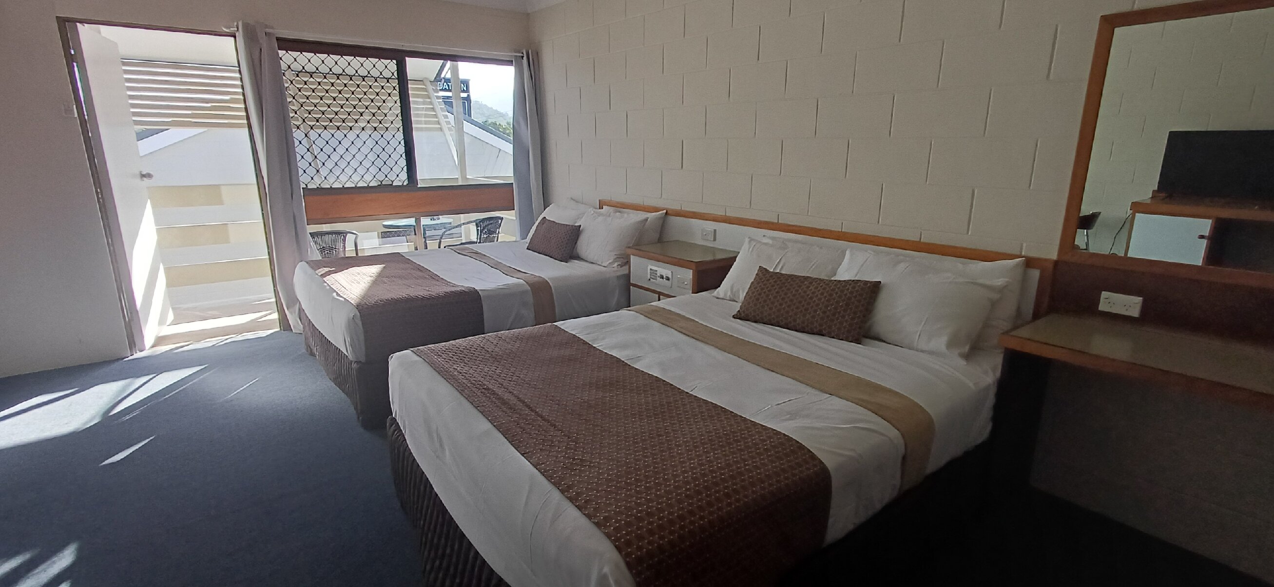 坎诺法勒礁港威酒店-官方