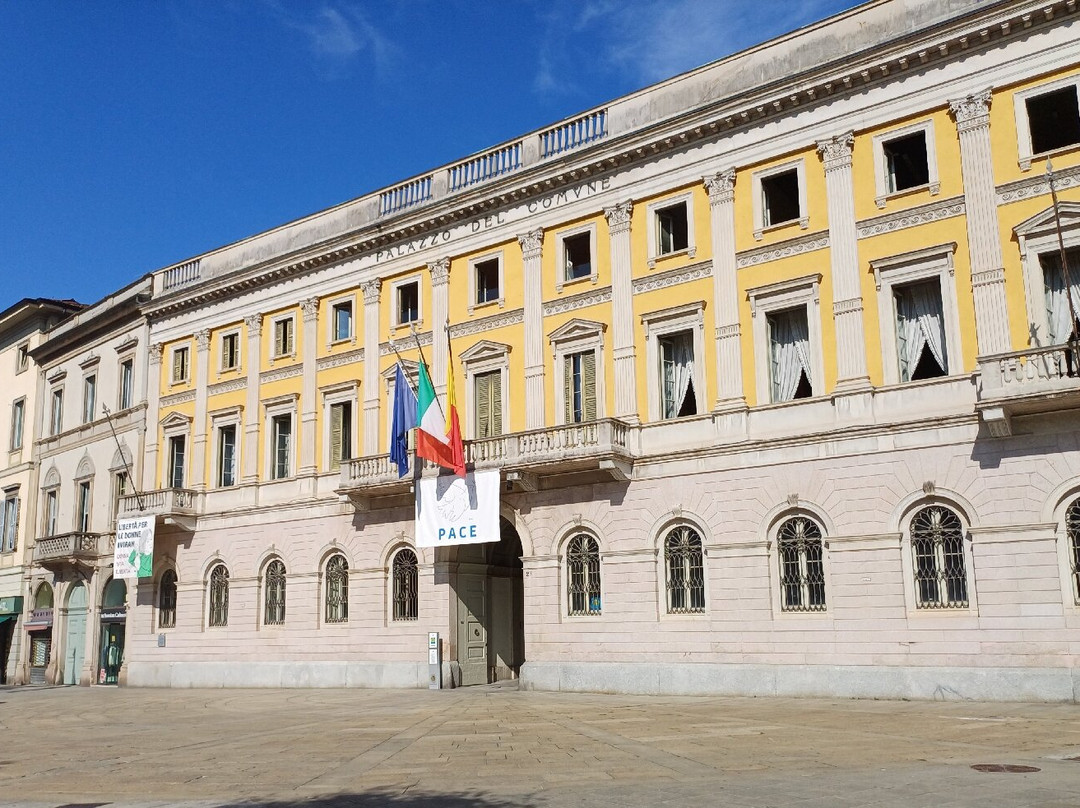 Palazzo Frizzoni-贝加莫必去景点