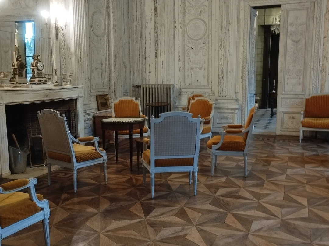 Chateau De Bressey主图