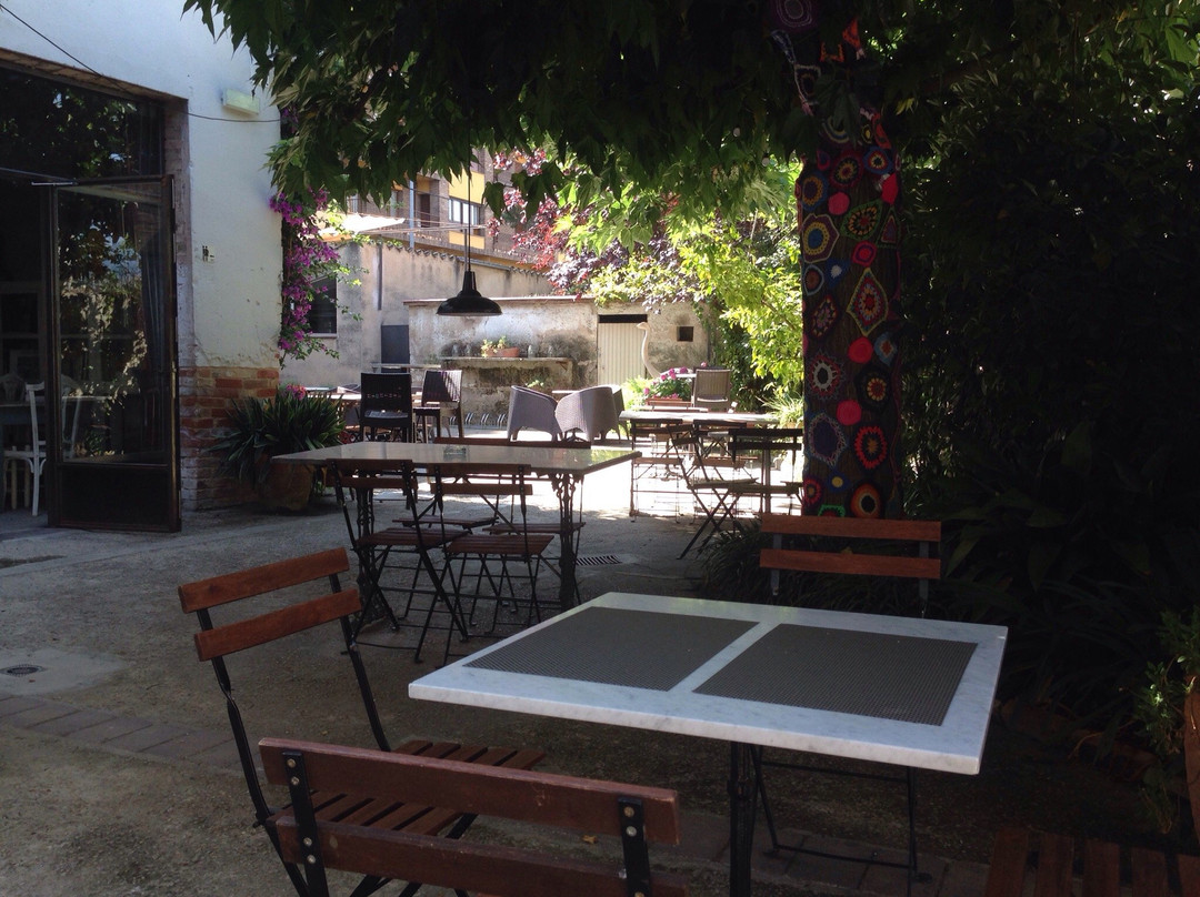 Banyoles酒店住宿-Hostel & Restaurant Flora