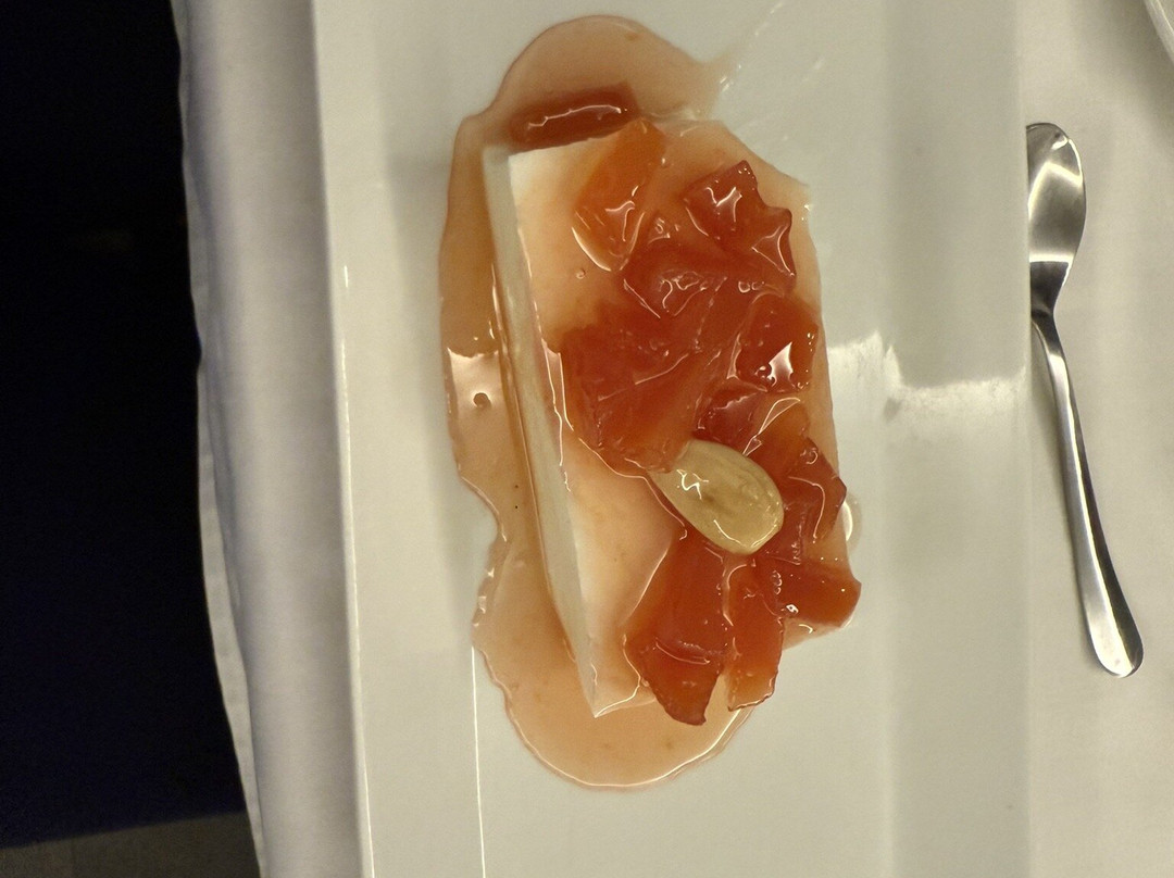 PHEIA, Vriniotis Resorts主图