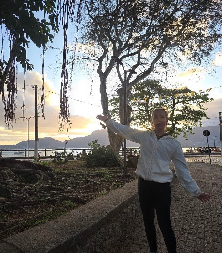 Saco da Capela Beach-伊利亚贝拉必去景点