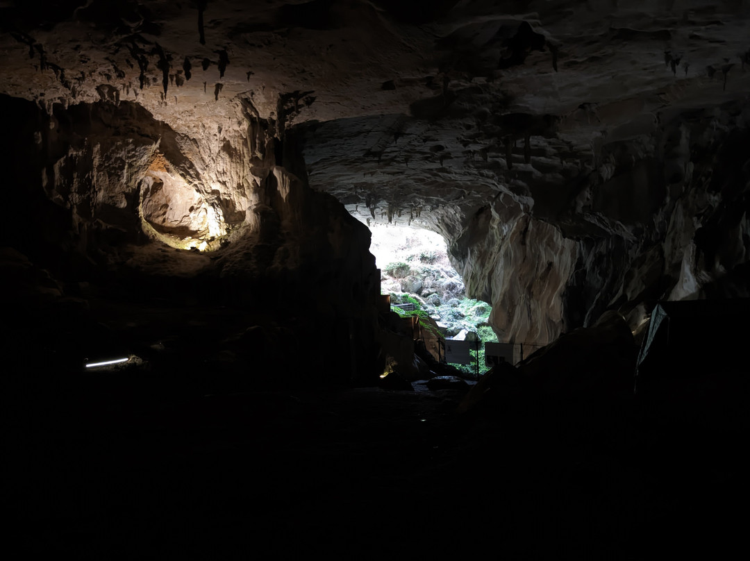 Grotte de Lombrives-Ussat必去景点