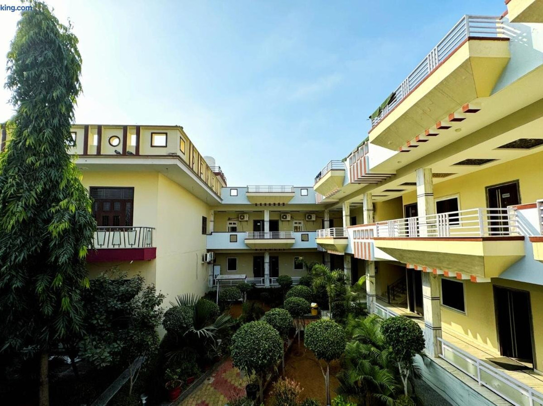 Hotel Samarth Residency