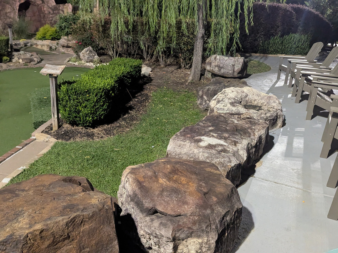 Mac n Bones-珀尔必去景点