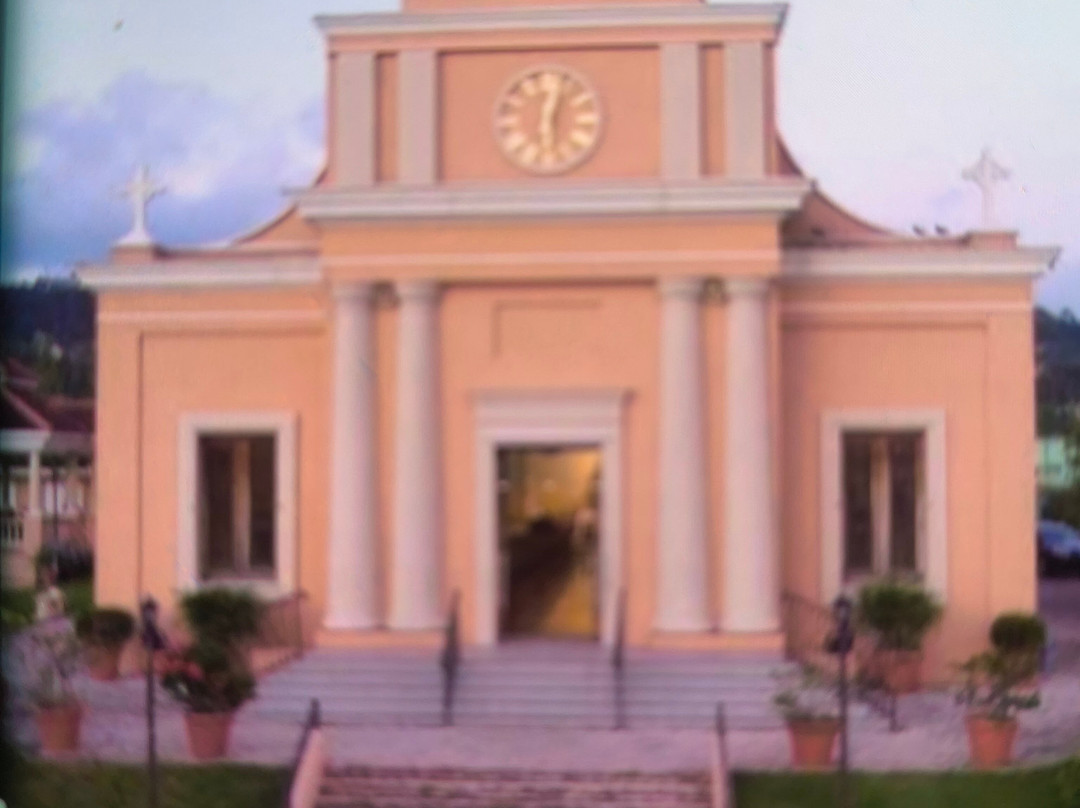 Parroquia Nuestra Senora de la Monserrate Moca-Moca必去景点