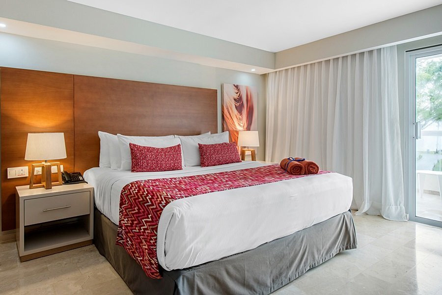 Emotions An Expression Of Hodelpa - Puerto Plata