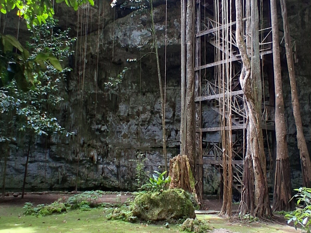 Cenote SAC-AUA-巴利亚多利德必去景点