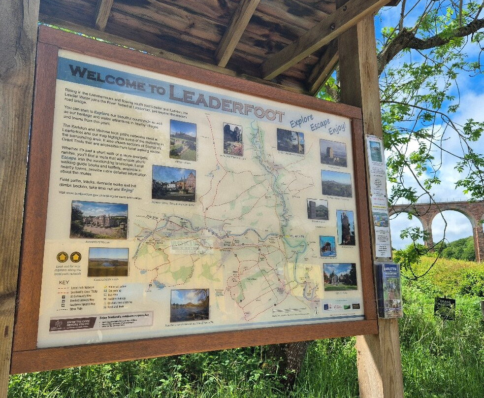 The Leaderfoot Viaduct, also known as the Drygrange Viaduct-Melrose必去景点