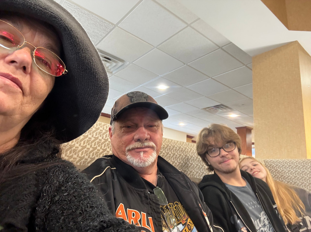 Holiday Inn Express & Suites Manchester-Airport by IHG主图