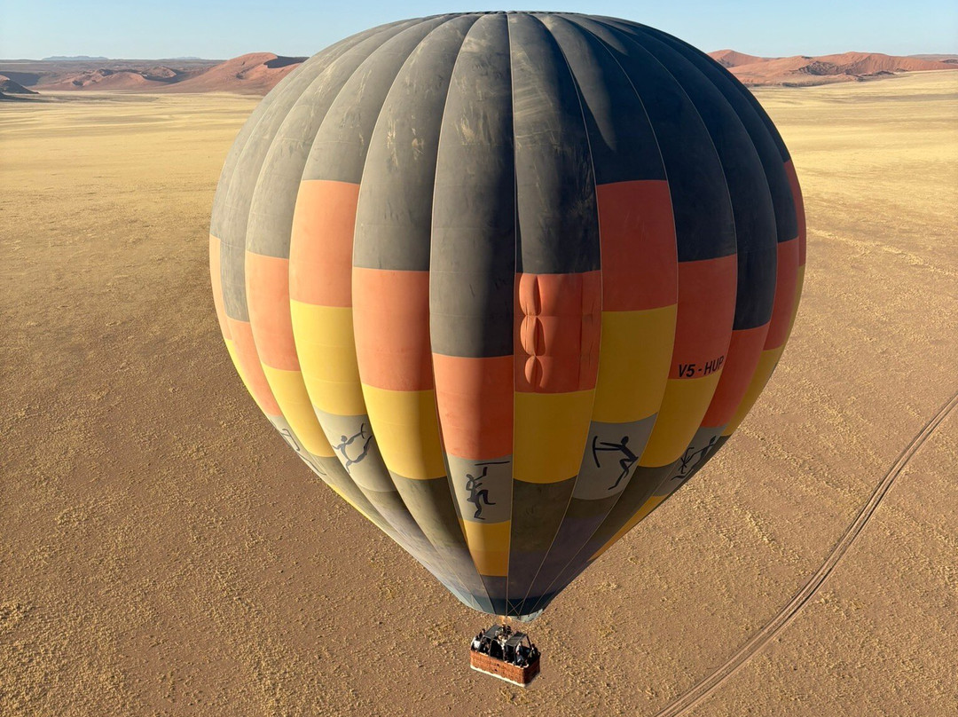 Namib Sky Balloon Safaris-赛斯瑞必去景点
