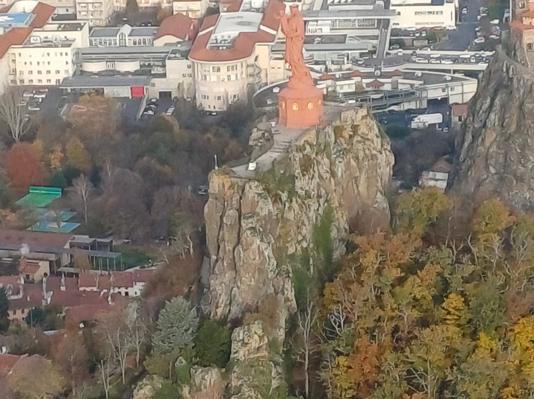 Montgolfière & Découvertes-勒皮必去景点