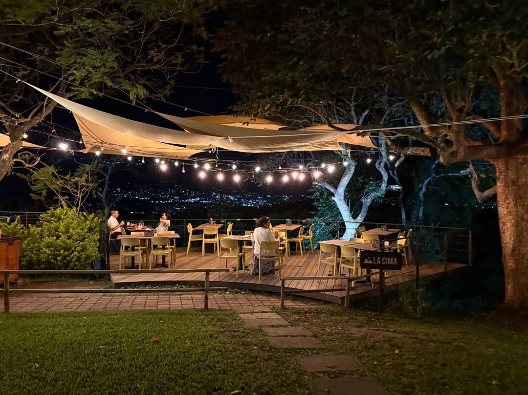 Cadejo Brewing Company Huizucar