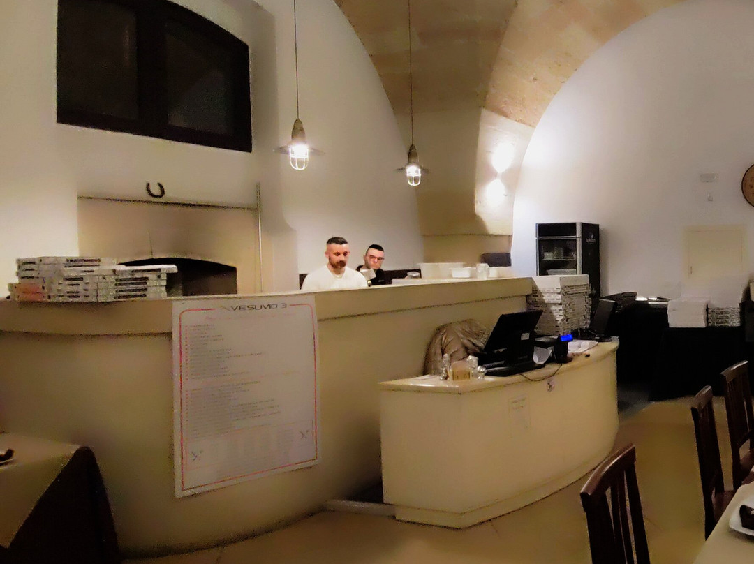 Vesuvio 3 Ristorante Pizzeria Calimera